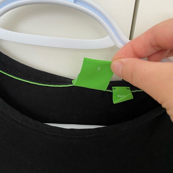 Hugo Boss Tshirt - Picture 3 of 5